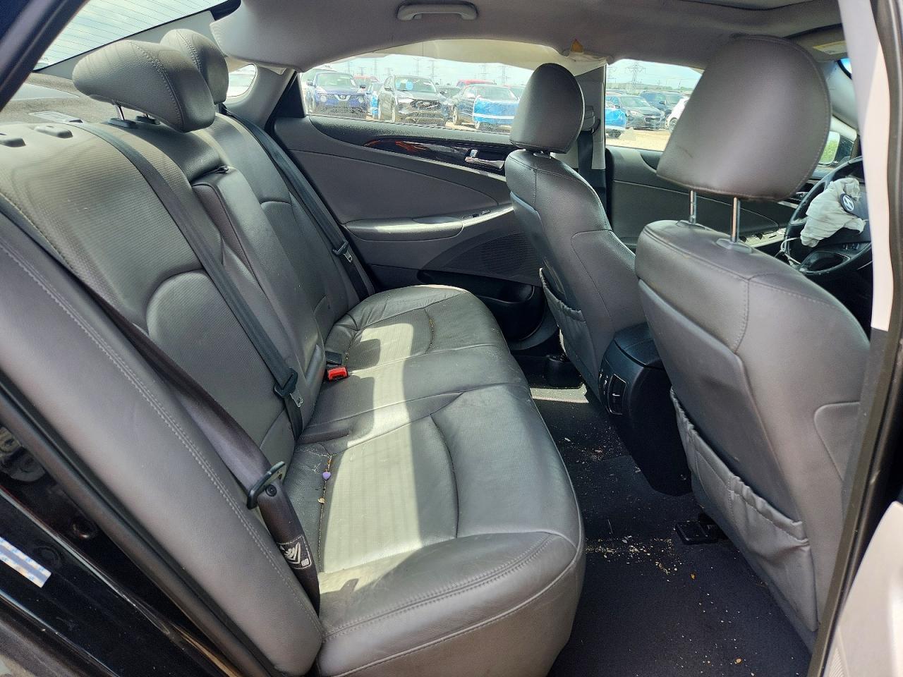 2011 HYUNDAI SONATA
