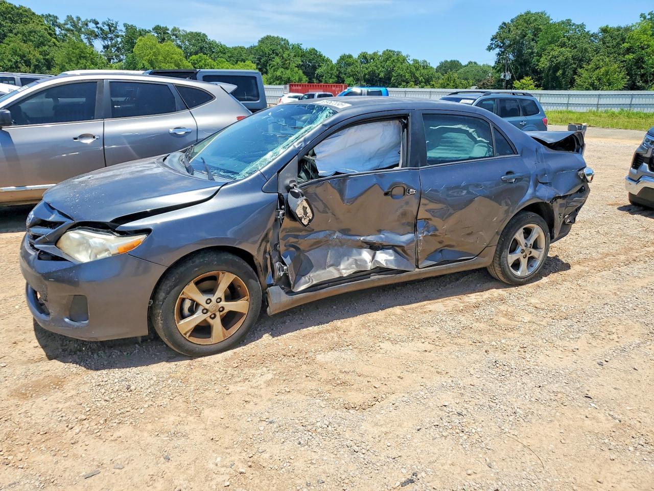 2011 TOYOTA COROLLA