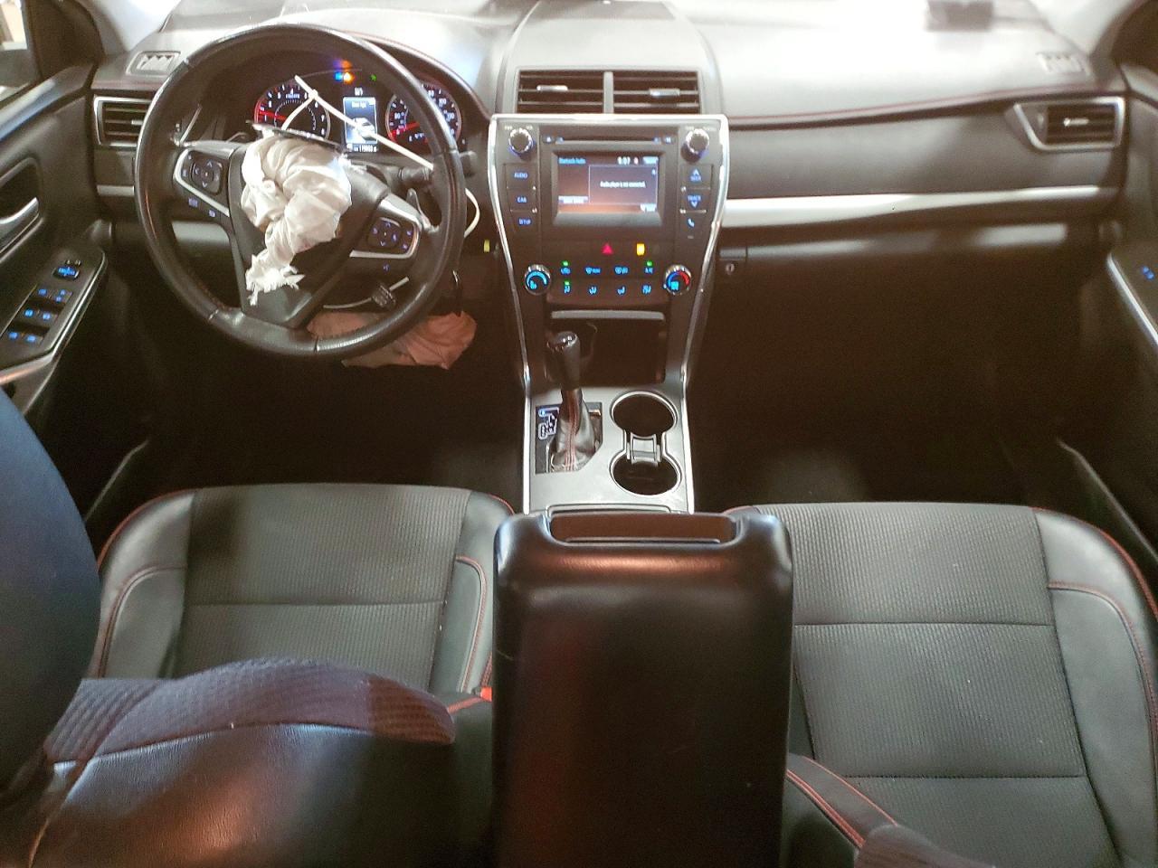 2017 TOYOTA CAMRY