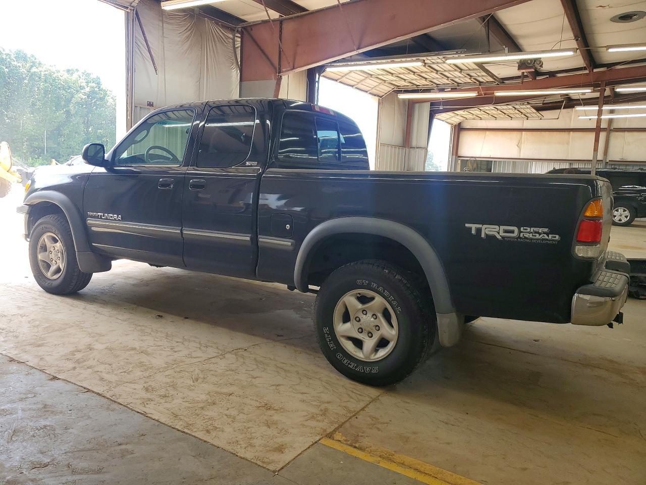 2002 TOYOTA TUNDRA