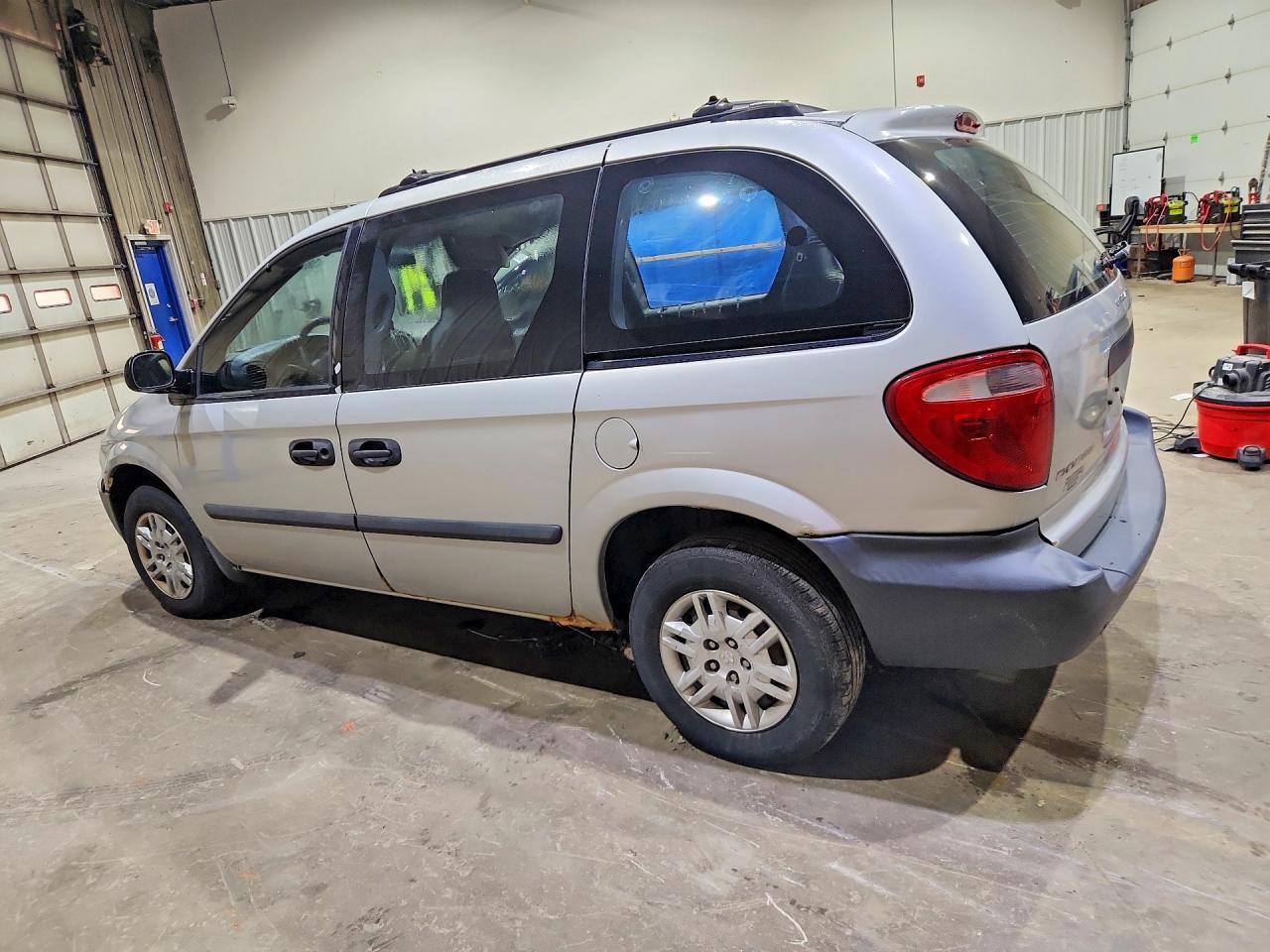 2005 DODGE CARAVAN