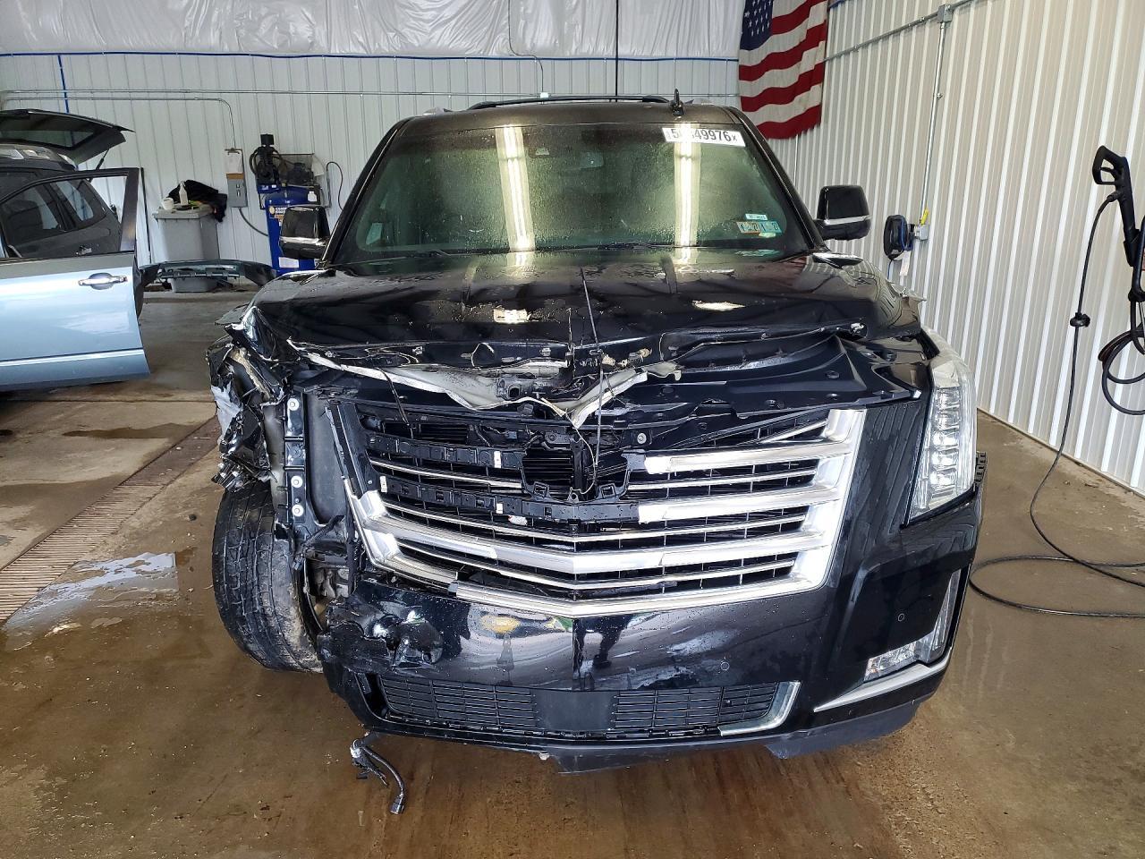 2015 CADILLAC Escalade ESV