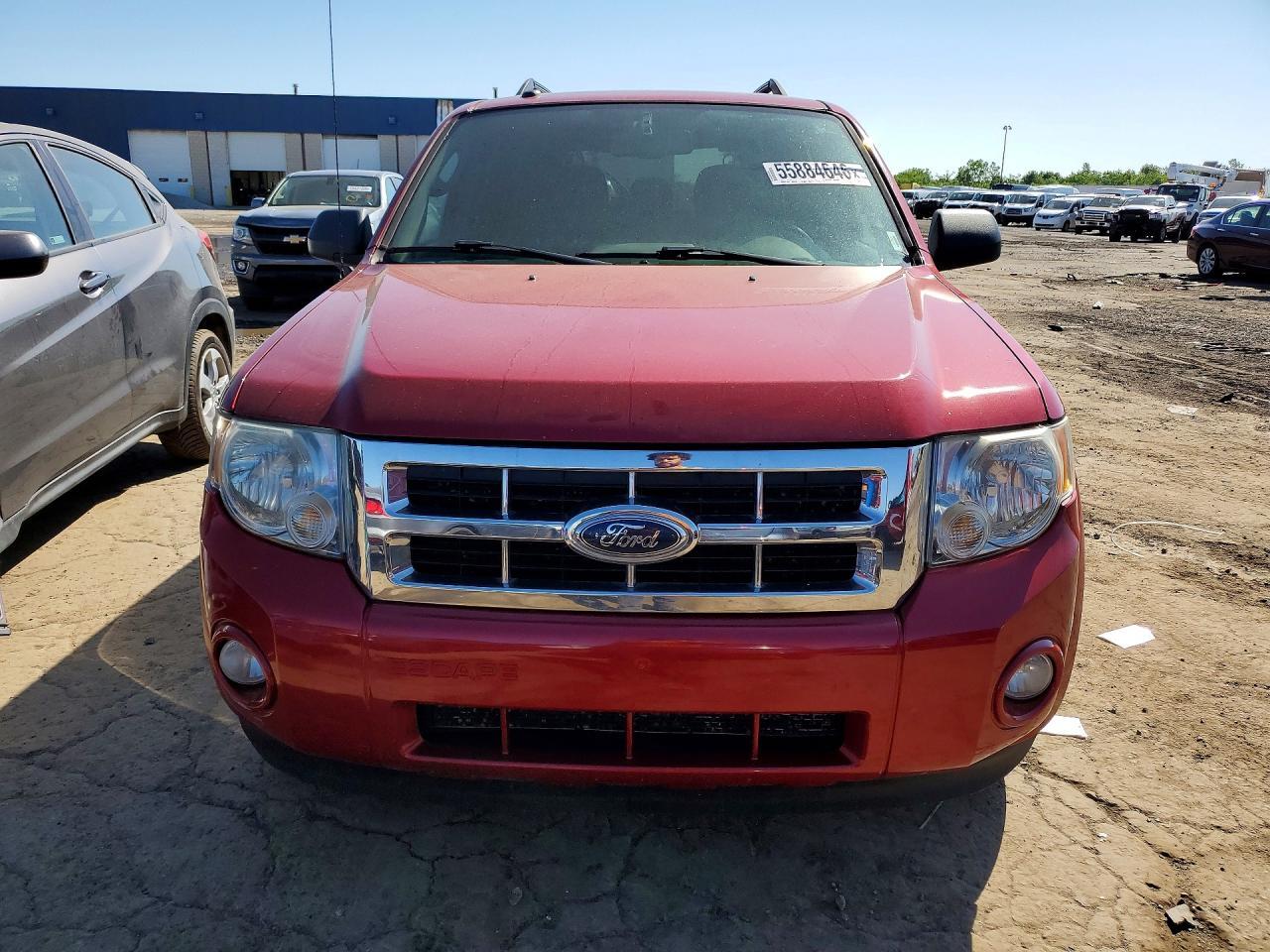 2010 FORD ESCAPE