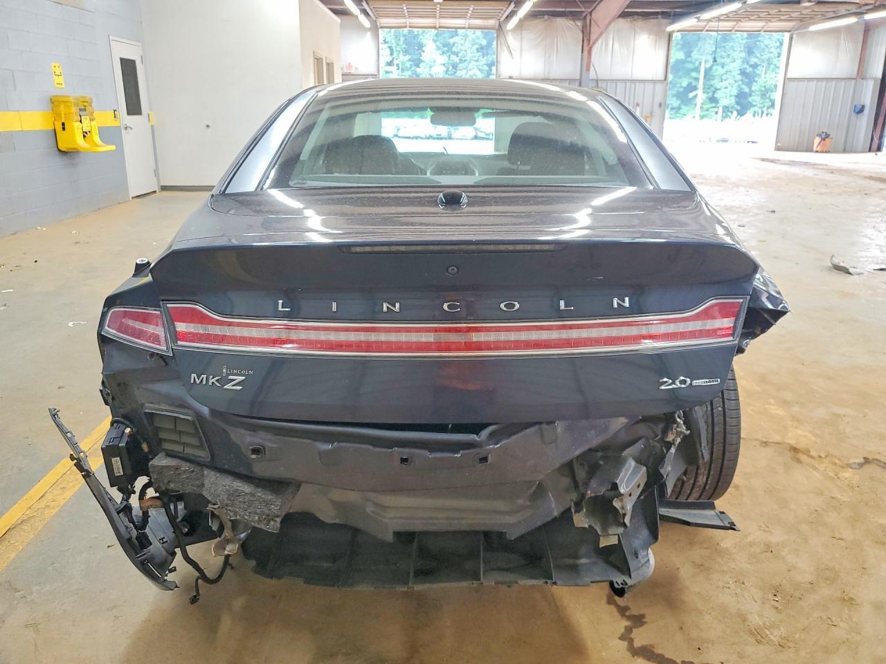 2013 LINCOLN MKZ