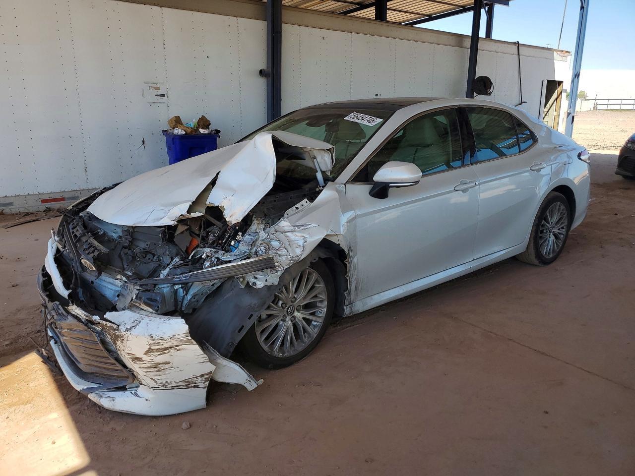 2018 TOYOTA CAMRY