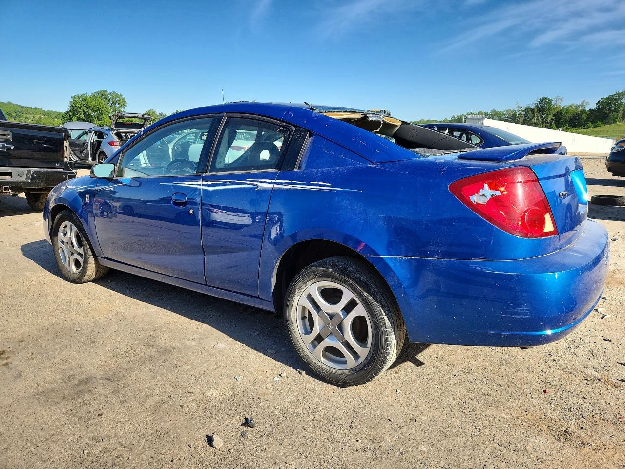 2003 SATURN Ion