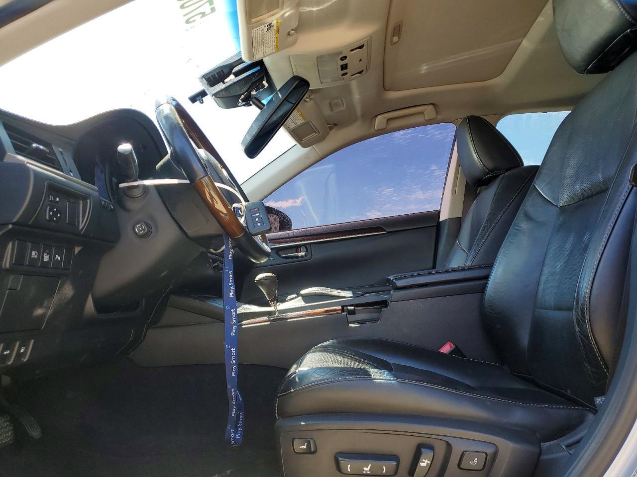 2013 LEXUS ES 300H