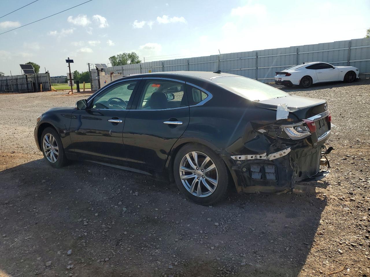 2017 INFINITI Q70