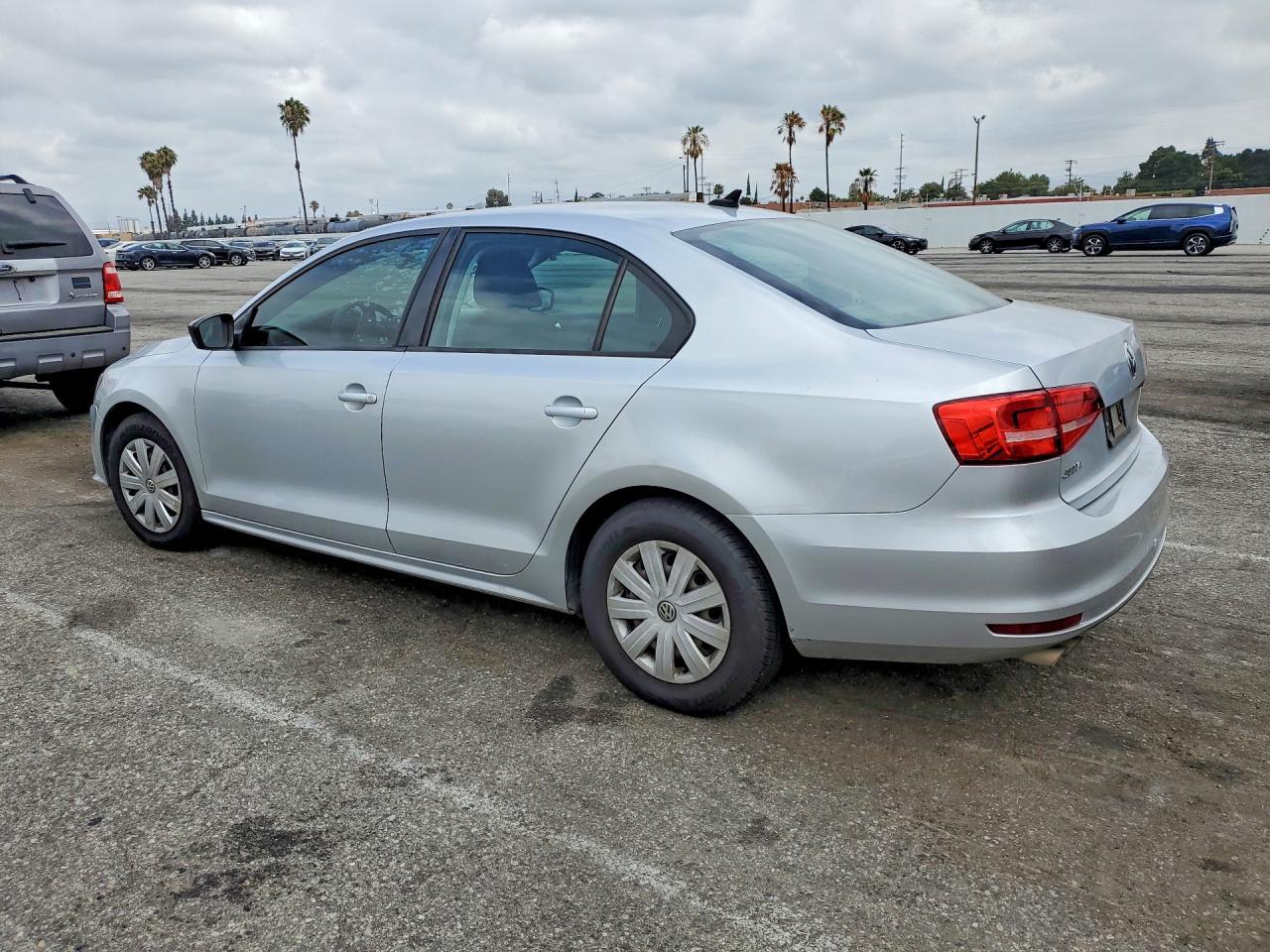2015 VOLKSWAGEN JETTA