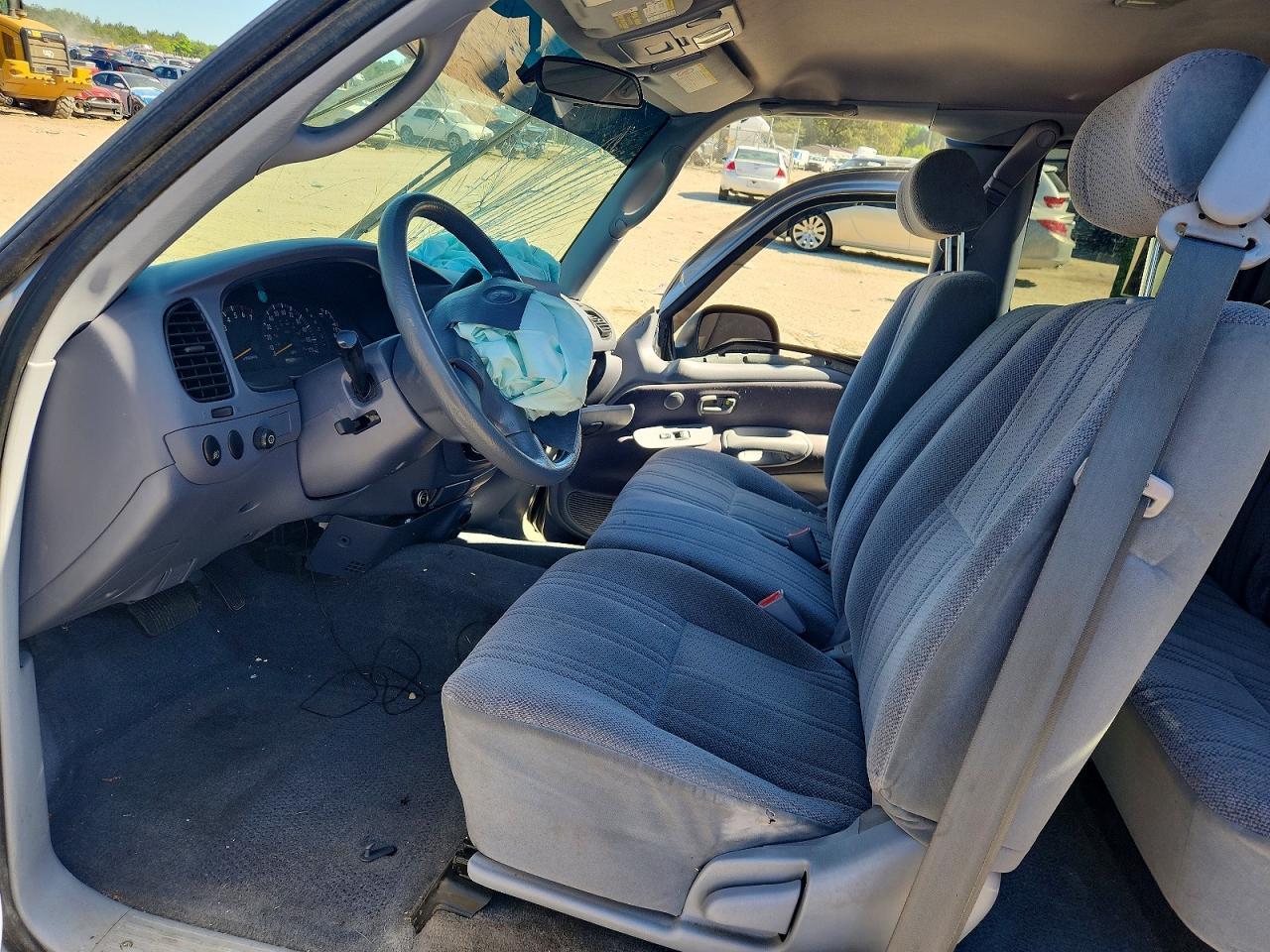 2001 TOYOTA TUNDRA