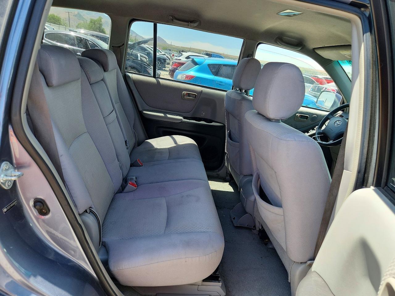 2005 TOYOTA HIGHLANDER