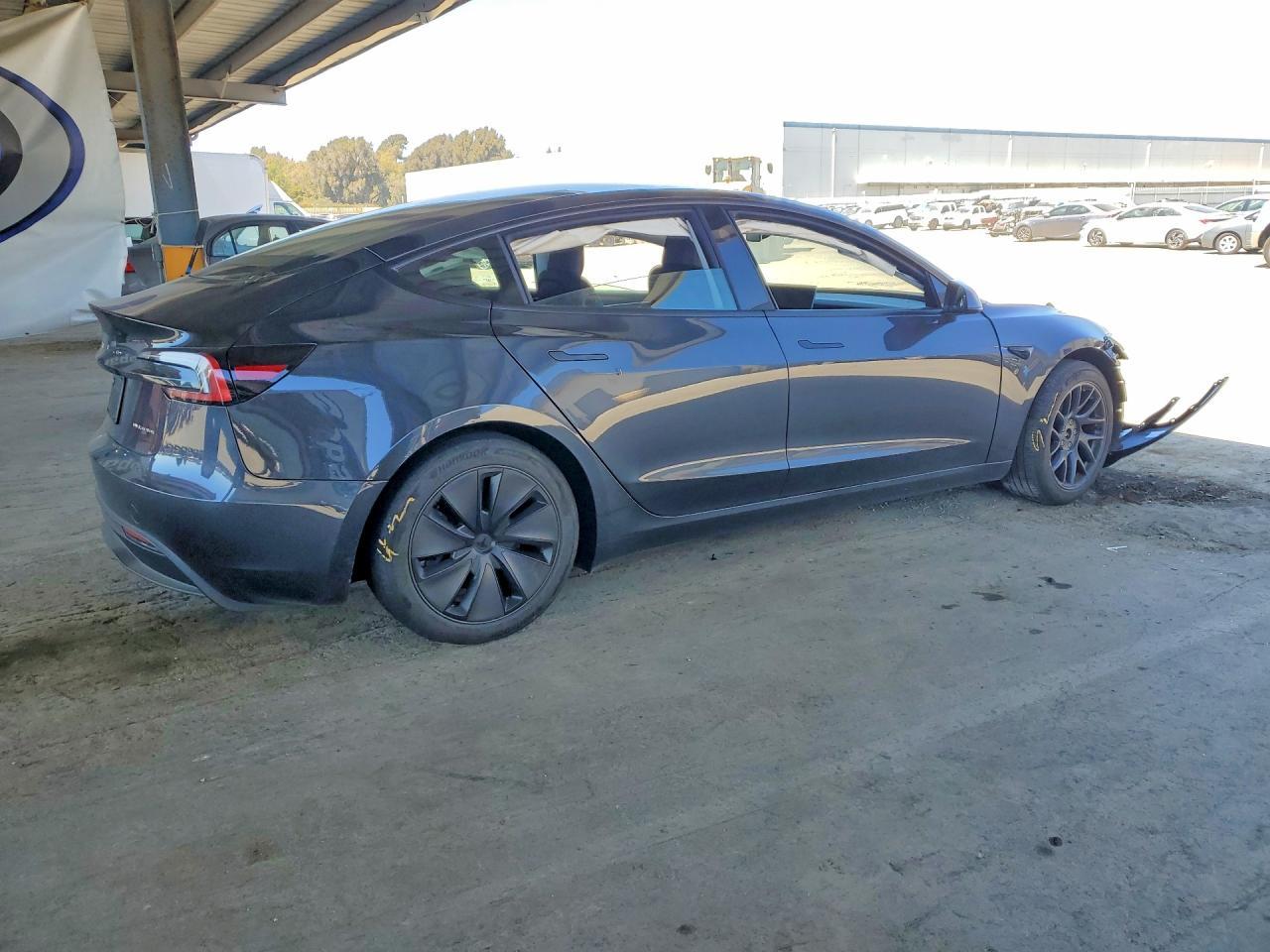 2024 TESLA MODEL 3