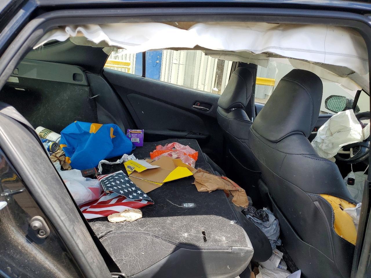 2017 TOYOTA PRIUS