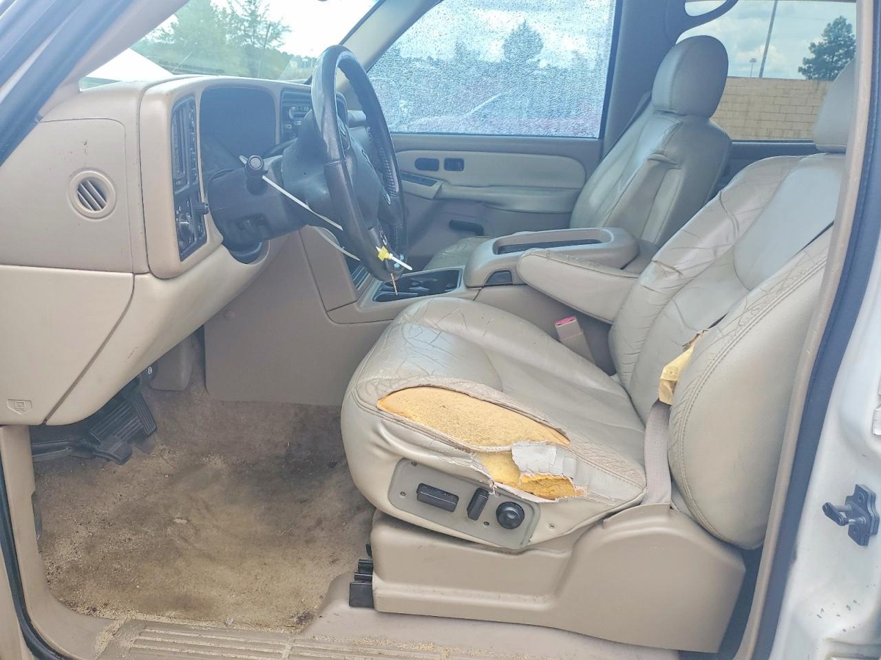 2003 CHEVROLET Suburban
