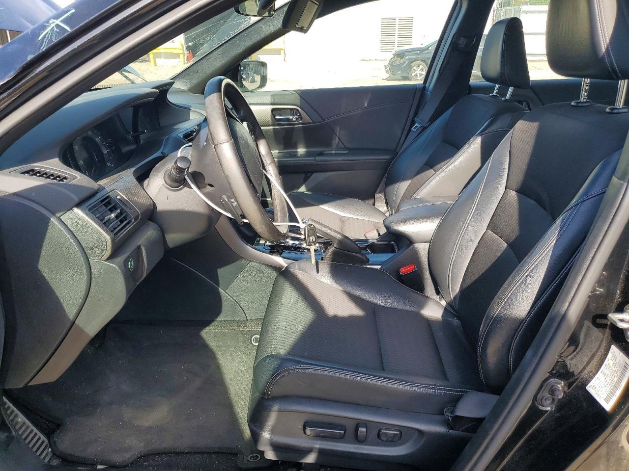 2017 HONDA ACCORD