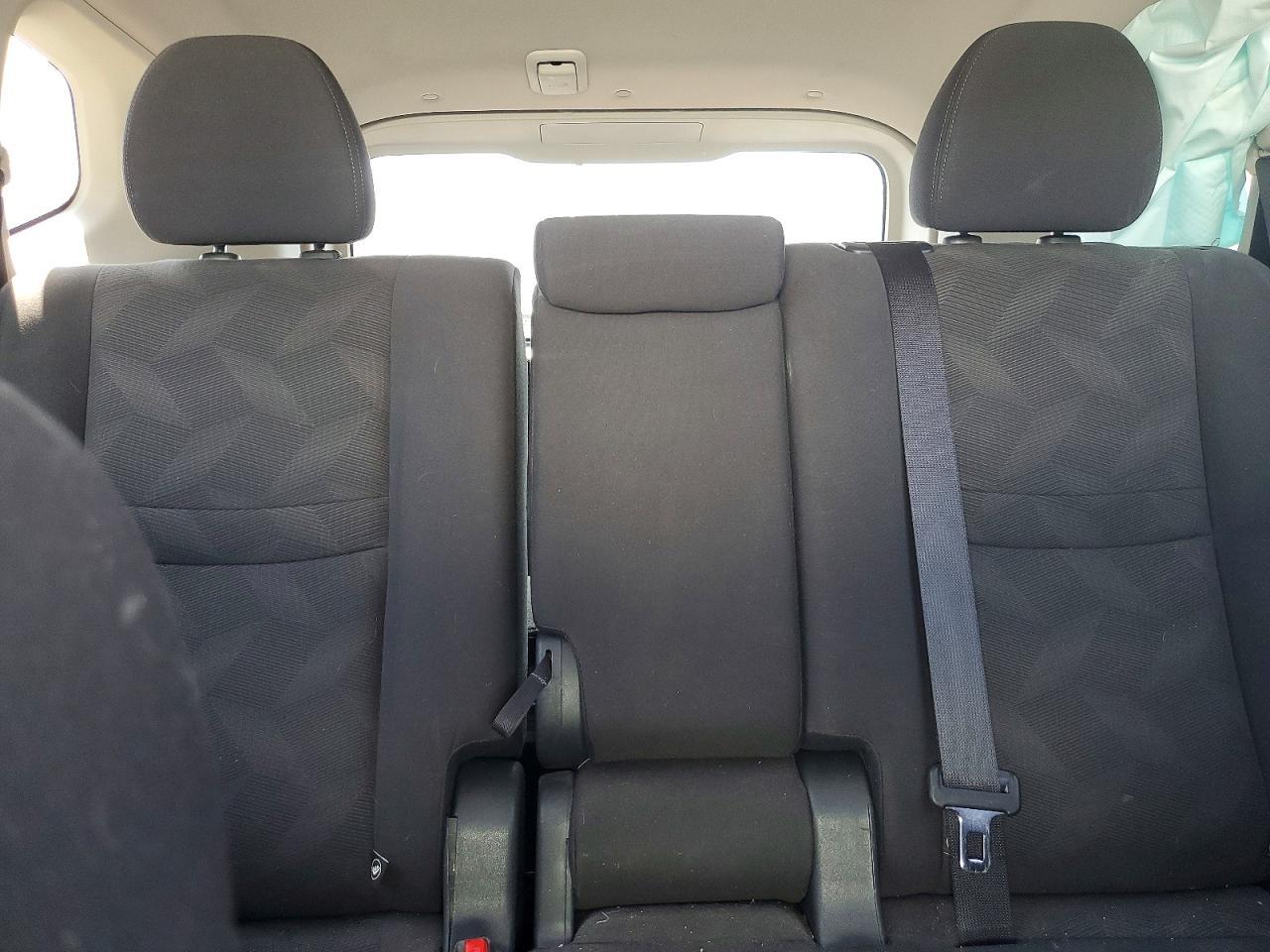 2016 NISSAN ROGUE