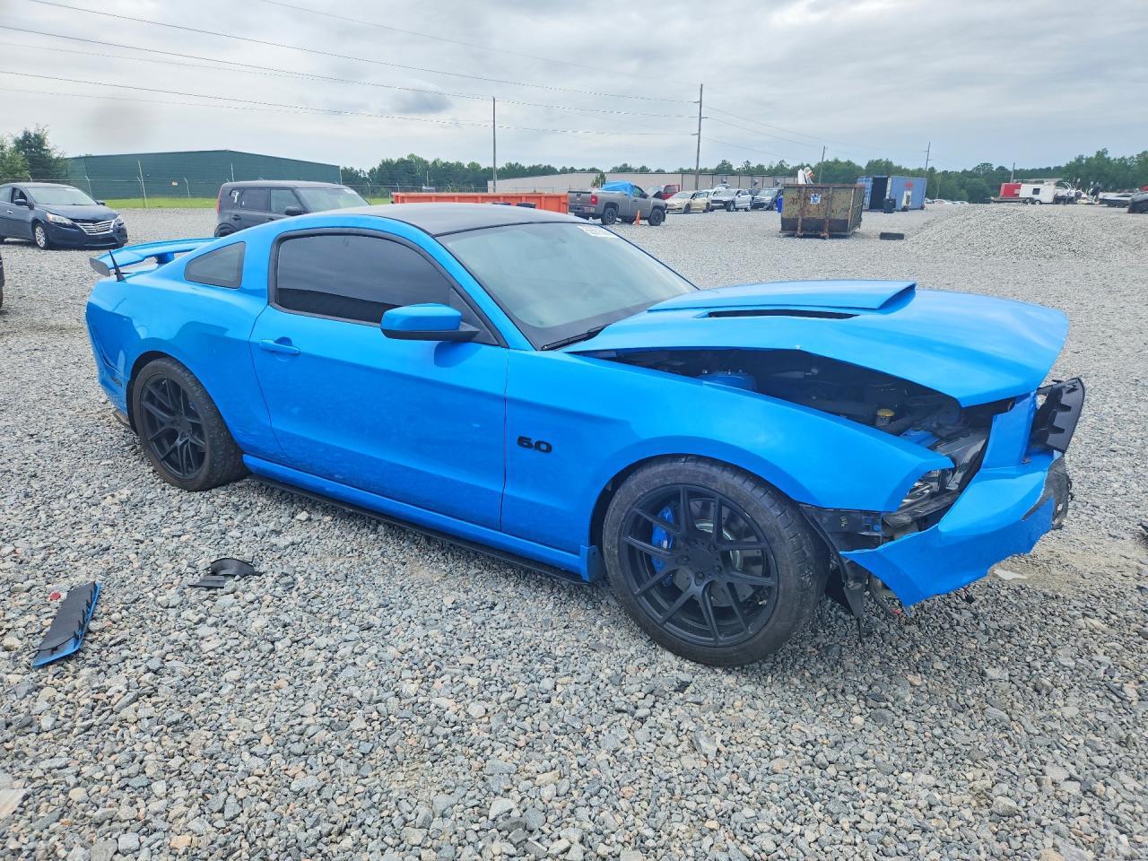 2013 FORD MUSTANG