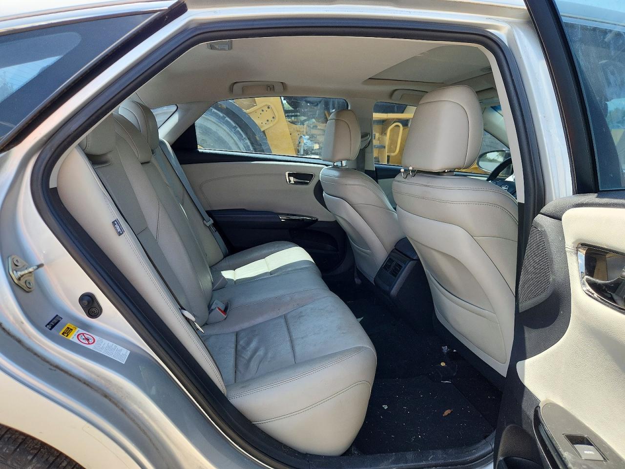 2014 TOYOTA Avalon