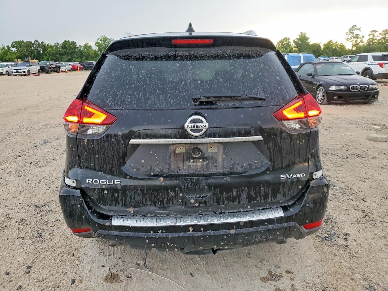 2018 NISSAN ROGUE