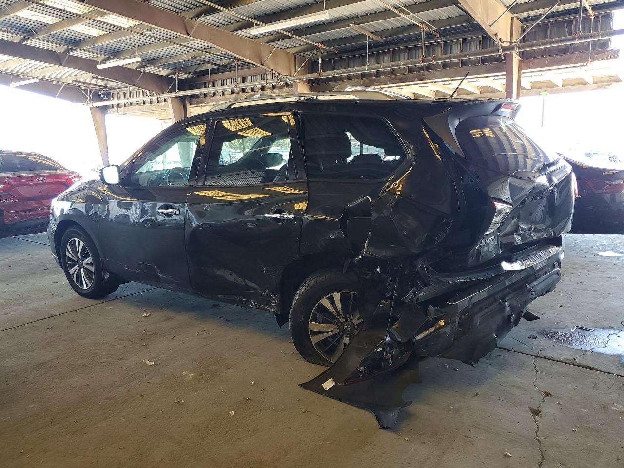 2017 NISSAN PATHFINDER