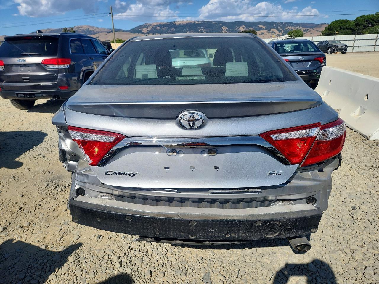 2015 TOYOTA CAMRY