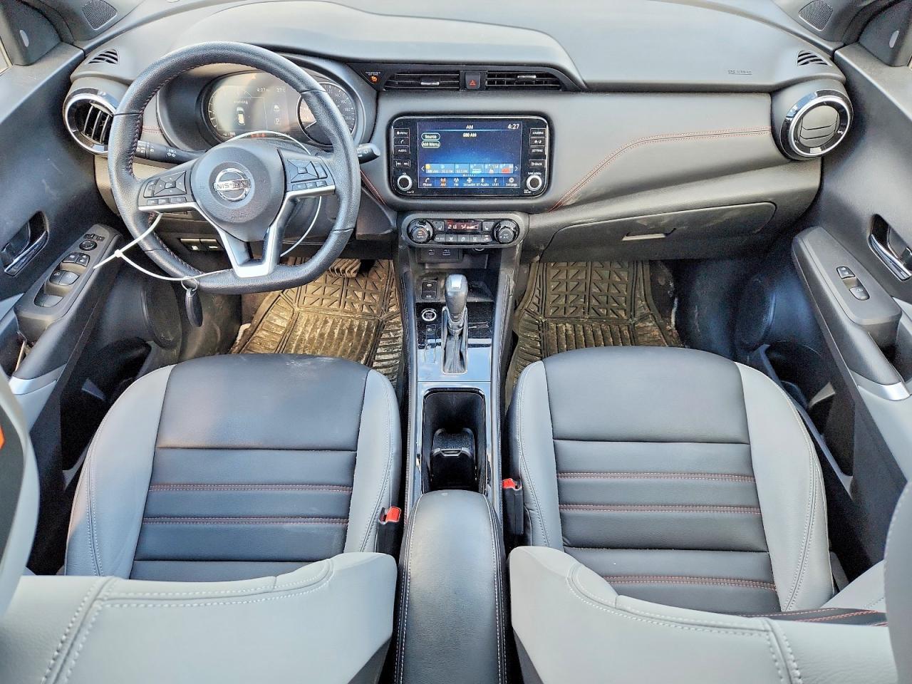 2021 NISSAN KICKS