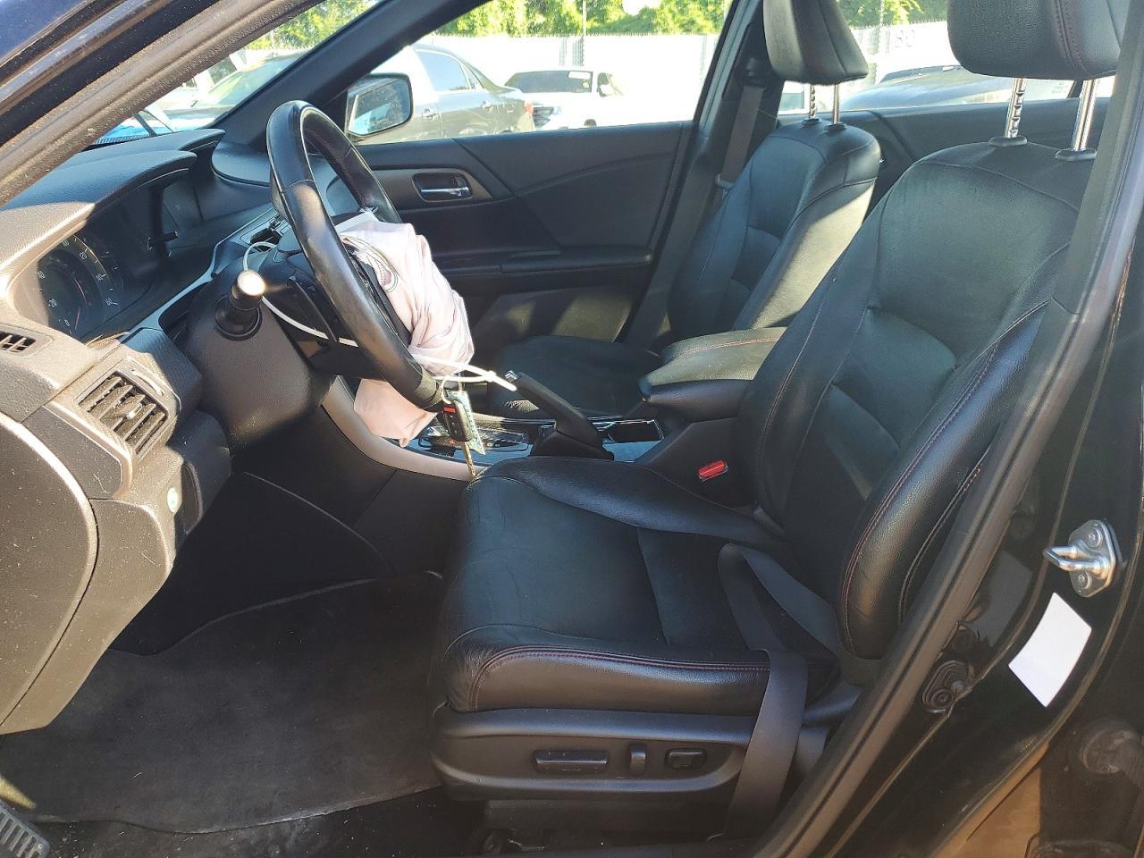 2017 HONDA ACCORD