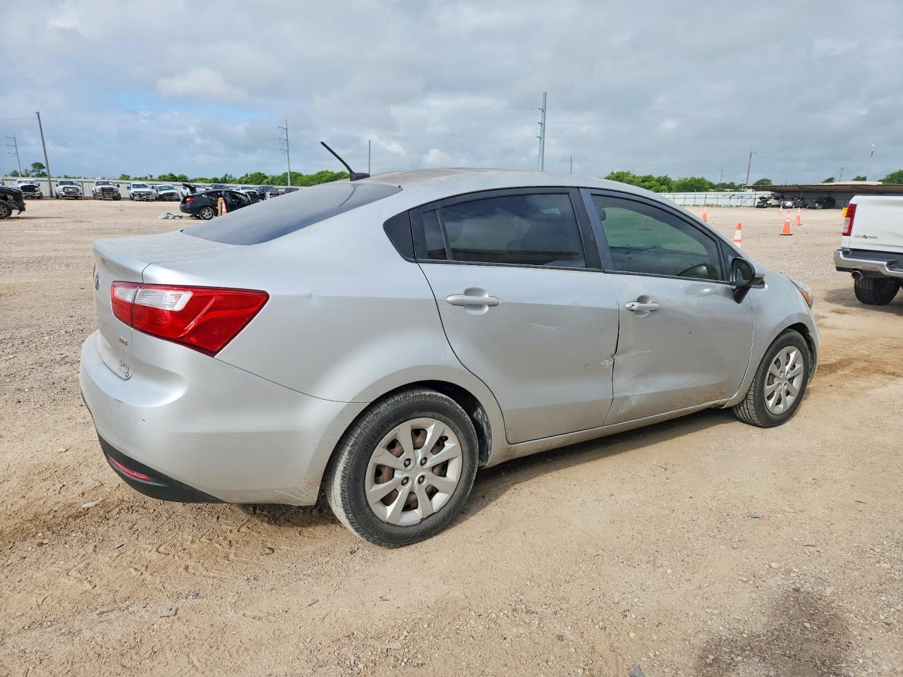 2013 KIA RIO