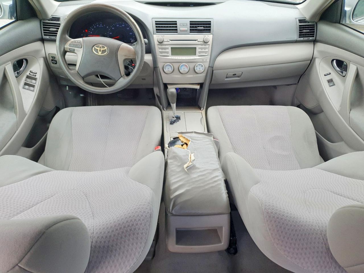 2011 TOYOTA CAMRY