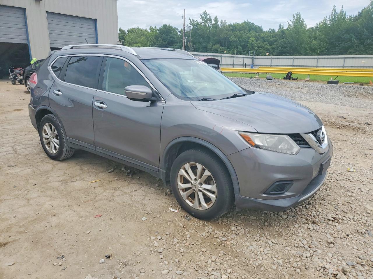 2015 NISSAN ROGUE