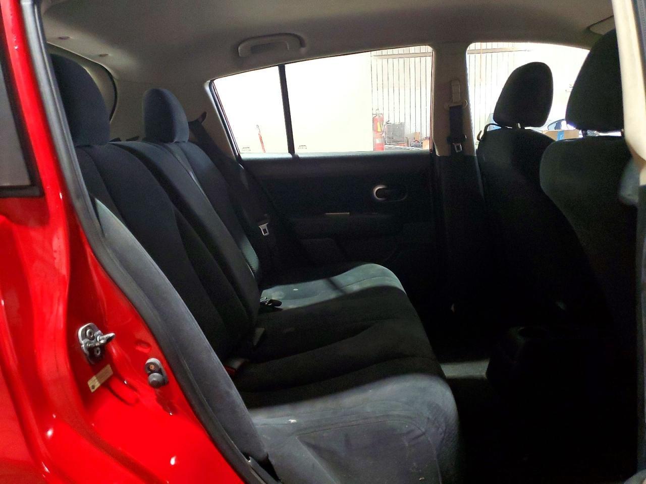 2012 NISSAN VERSA