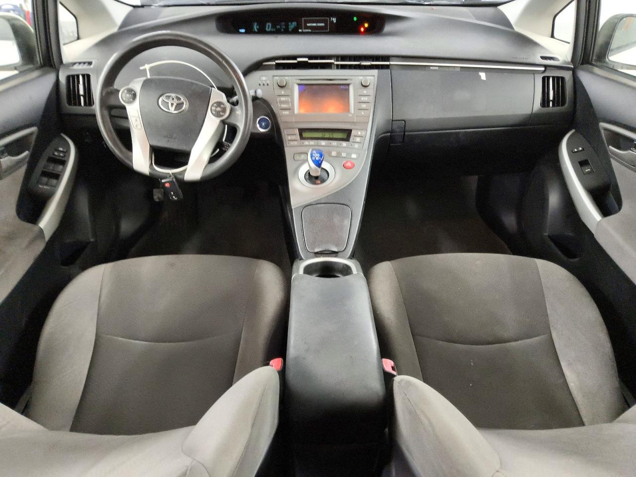 2012 TOYOTA PRIUS