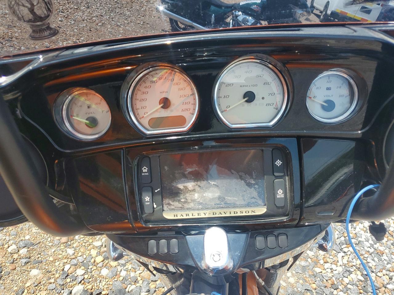 2015 HARLEY-DAVIDSON Flhxs