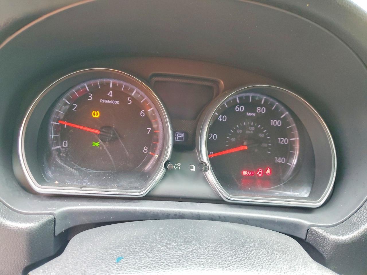 2015 NISSAN VERSA