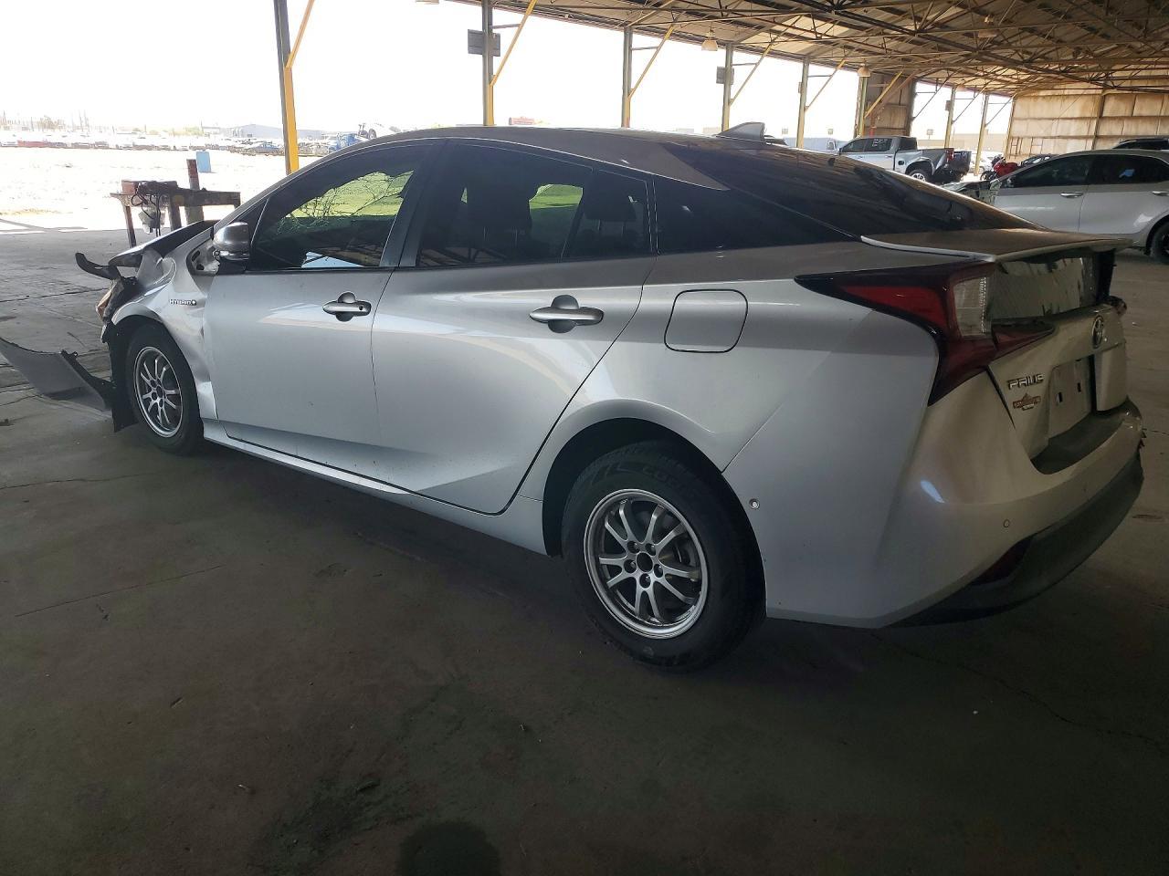 2019 TOYOTA PRIUS