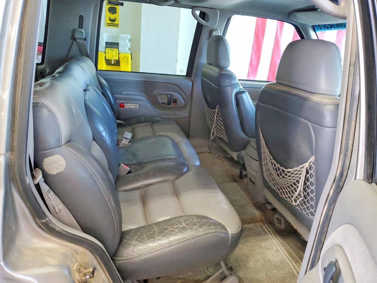 2000 CHEVROLET Tahoe