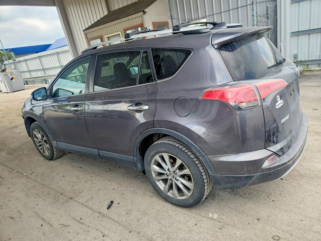2016 TOYOTA RAV4