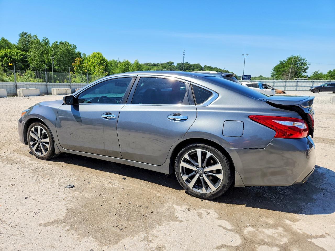 2017 NISSAN ALTIMA