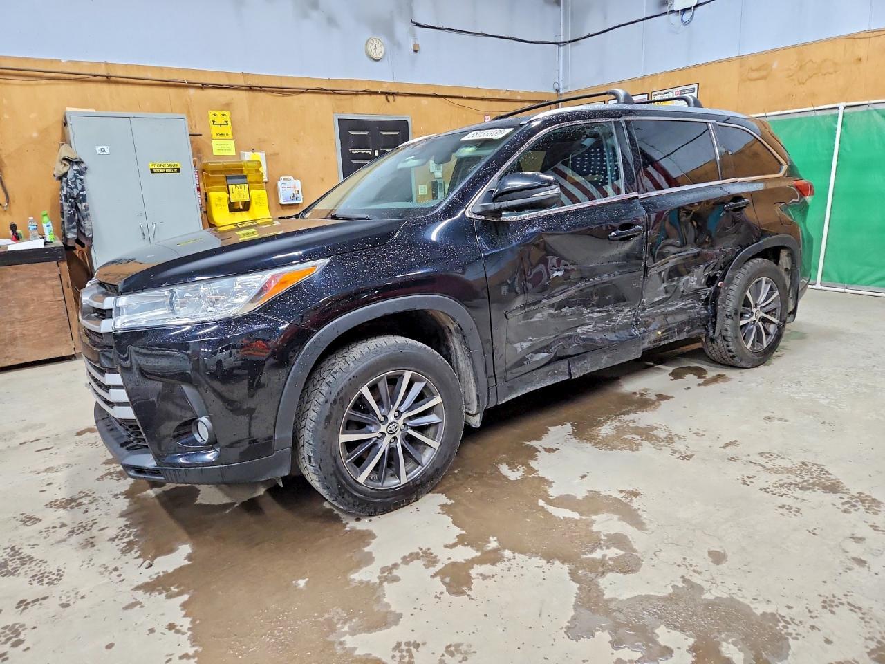 2018 TOYOTA HIGHLANDER