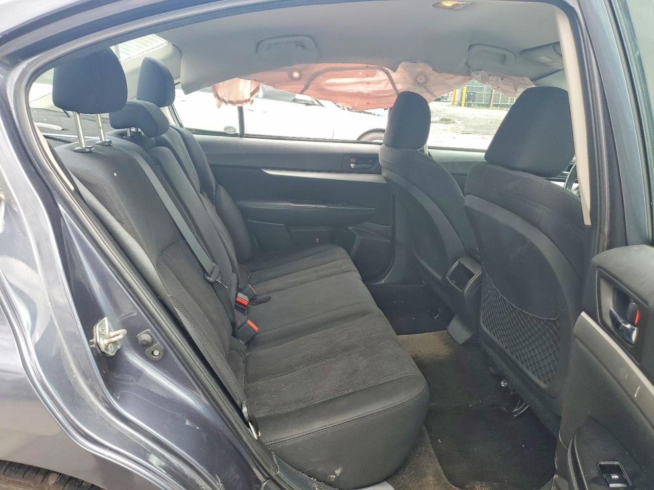 2014 SUBARU Legacy