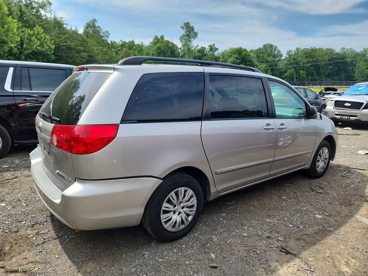 2008 TOYOTA SIENNA