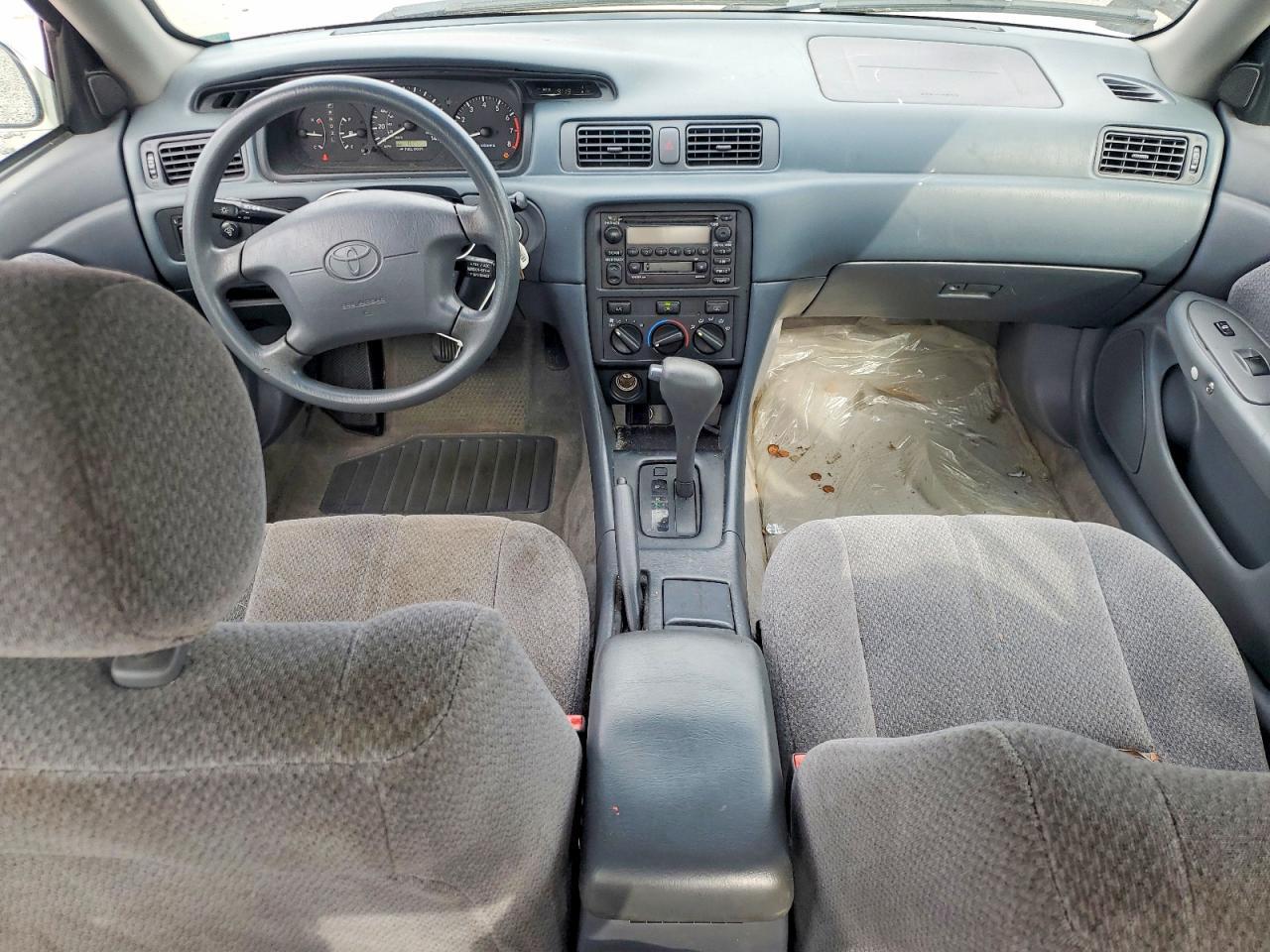 2000 TOYOTA CAMRY