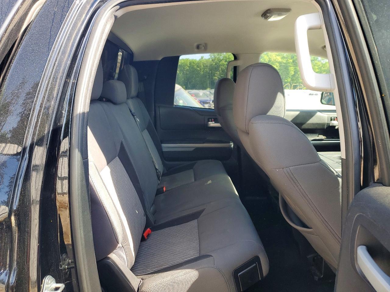 2016 TOYOTA TUNDRA