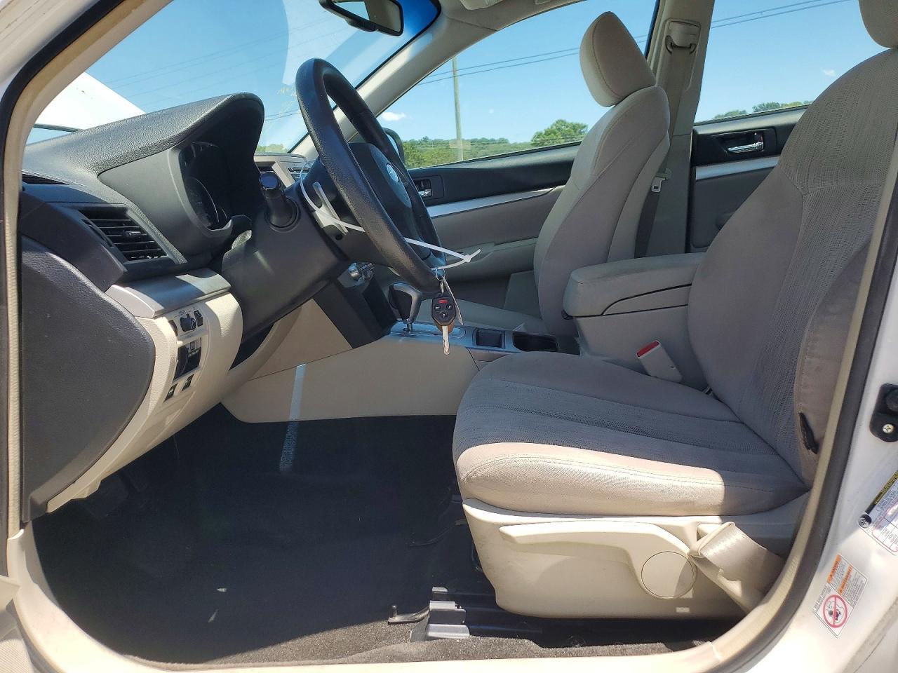 2013 SUBARU Legacy