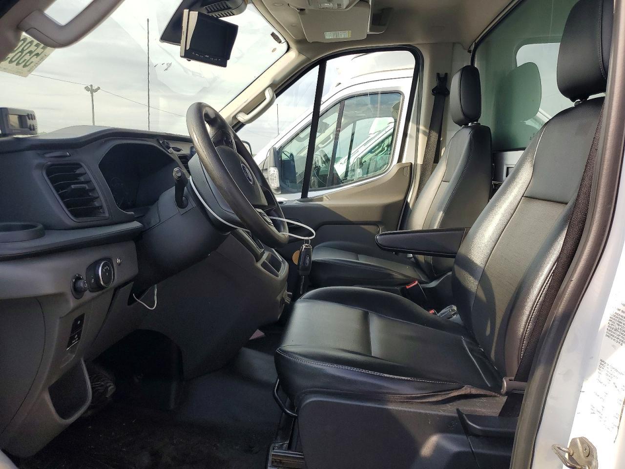 2022 FORD Transit