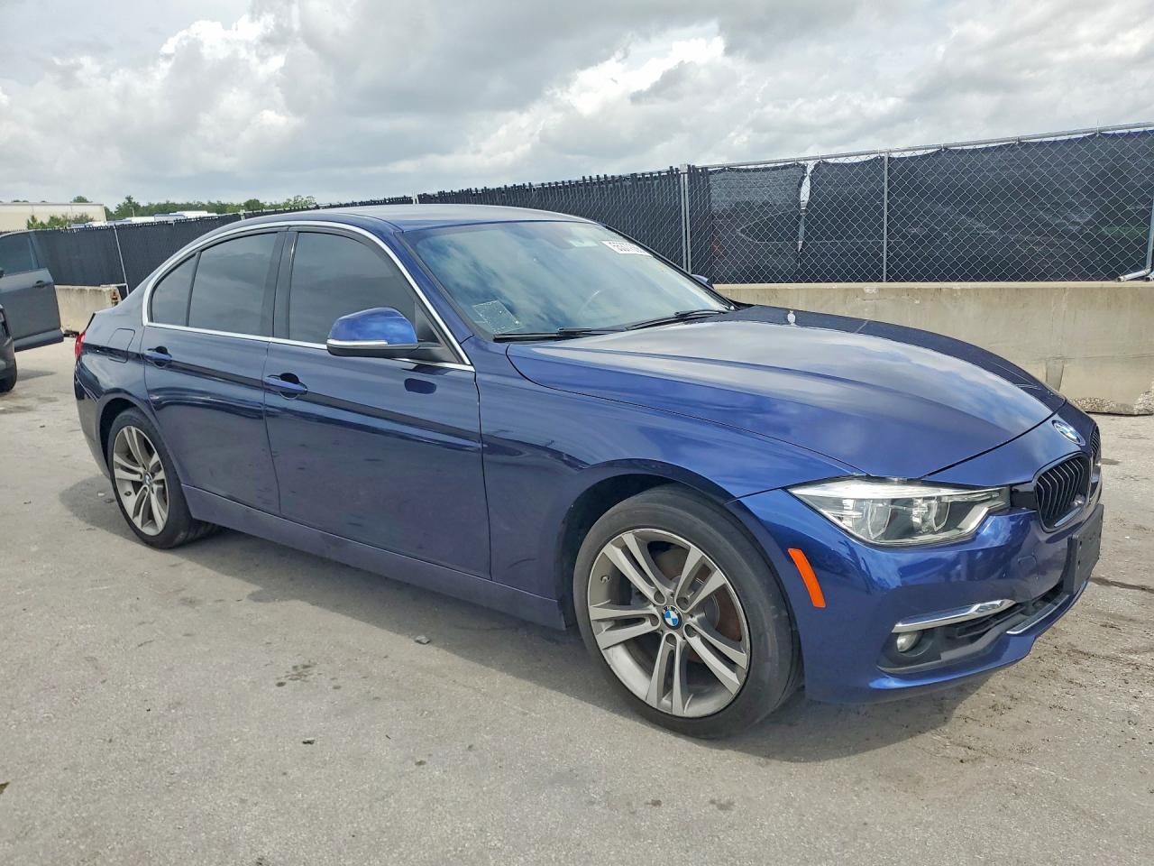 2018 BMW 3 SERIES
