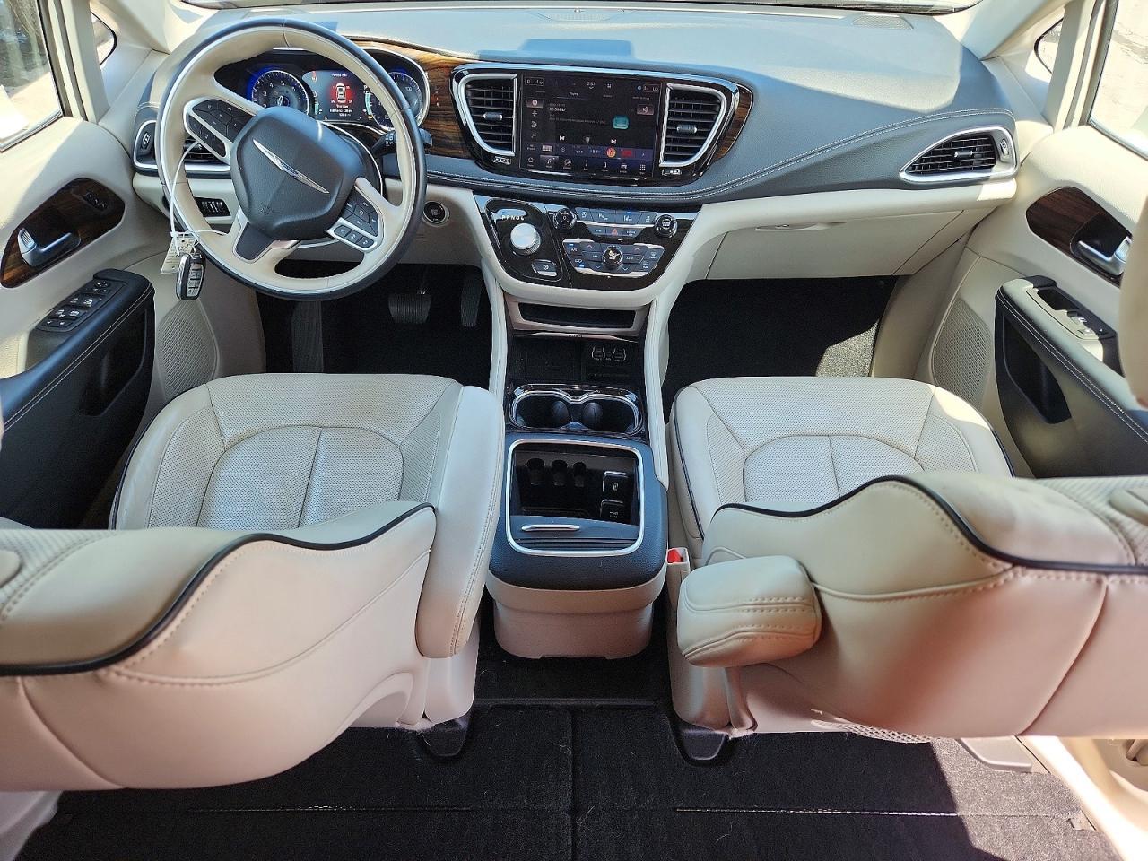 2021 CHRYSLER Pacifica