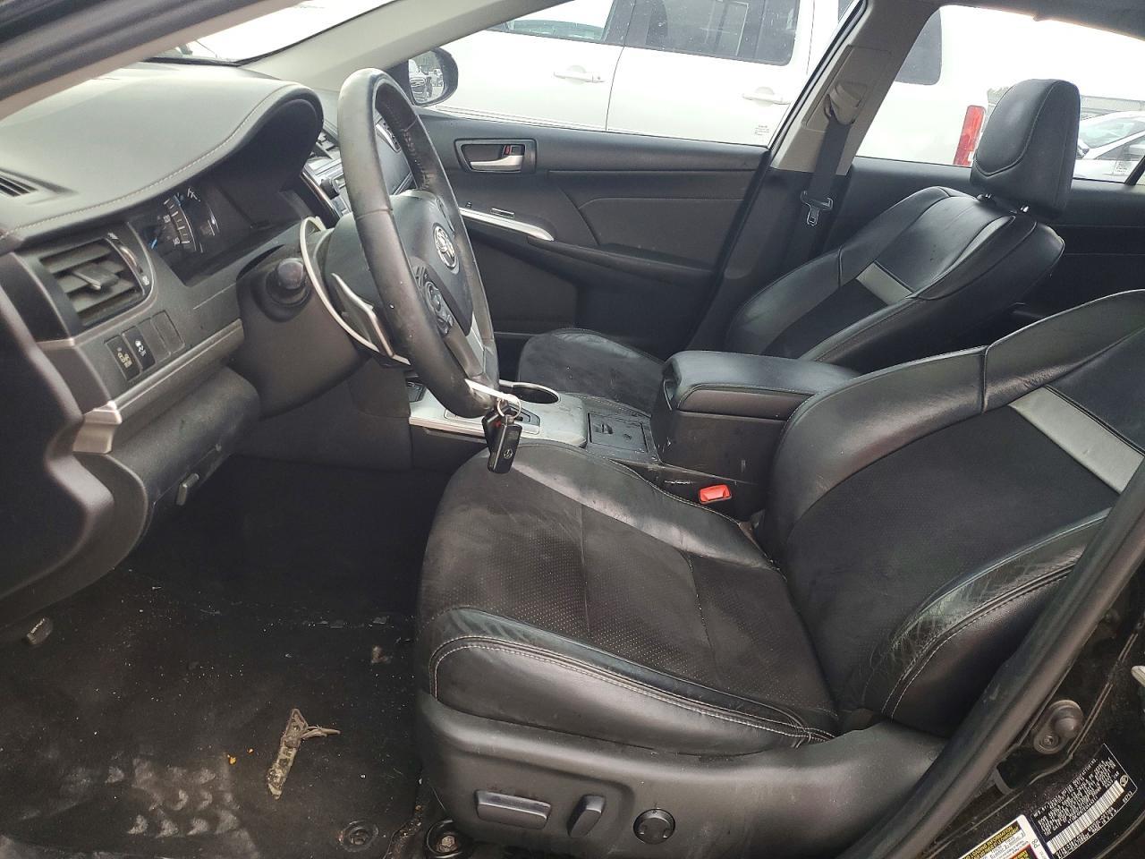 2014 TOYOTA CAMRY