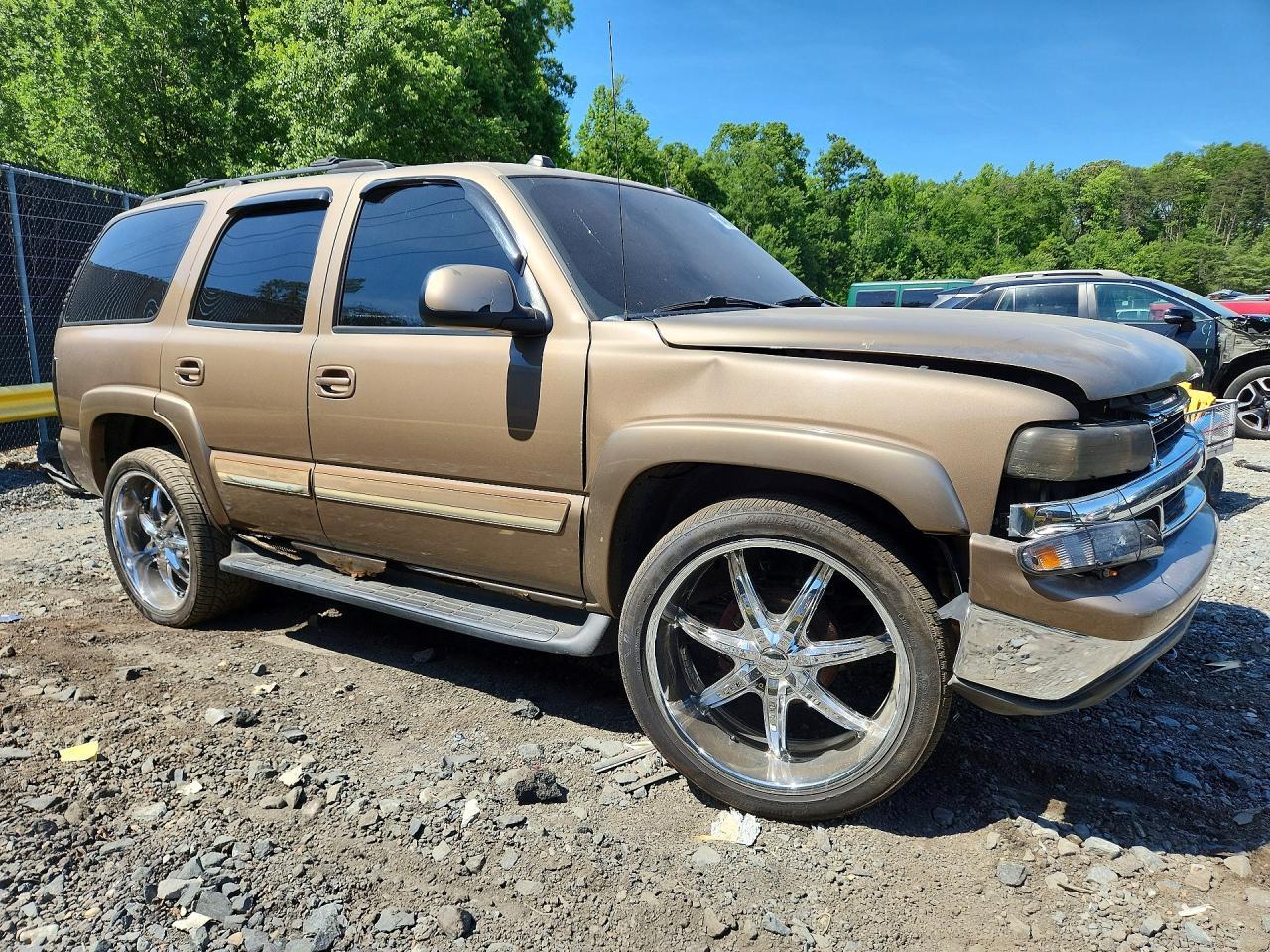 2004 CHEVROLET Tahoe
