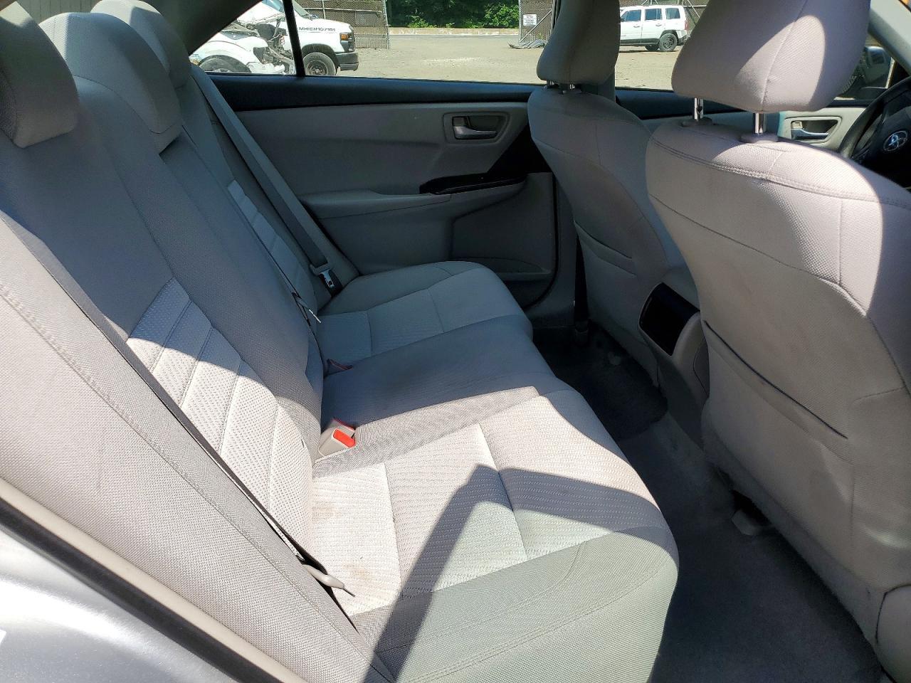 2016 TOYOTA CAMRY